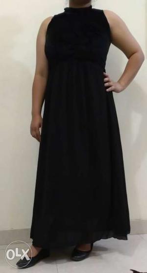 I am selling my black party wear dress only half