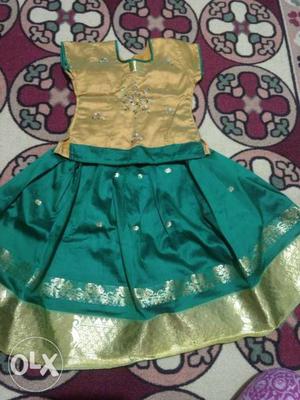 Kids 2-3 yrs old dress at 300 each.