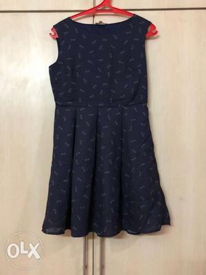 Mast & Harbour dress size small. worn only once,