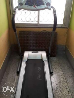 Motorized treadmill for domestic use. price