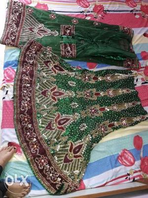 Per lacha for Rs.. Good condition.