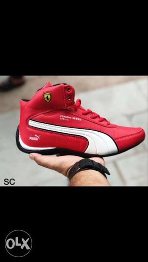 Red PUMA Sneaker