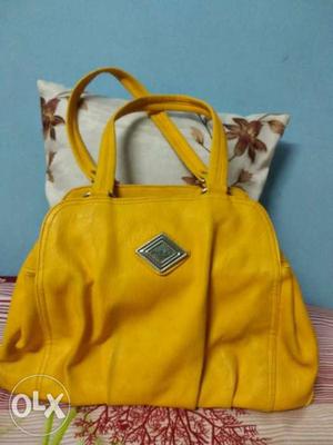 Trendy yellow New Pearls original tote handbag