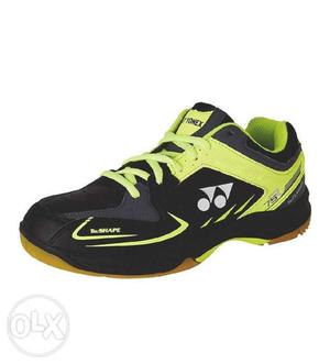 Yonex Srcr 75 Badminton Shoes uk 9 No. Shoes Very