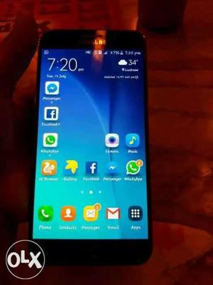 Samsung Galaxy A8.. 32gb Ultraslim fingerprint