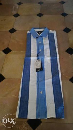 Branded Shirt Even Tag Not Removed. size 42 Cm