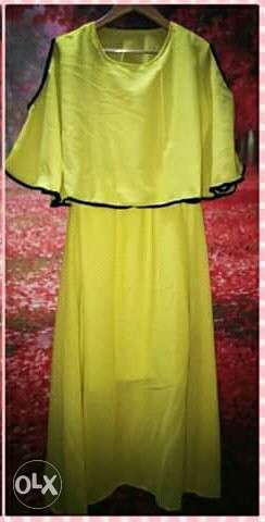 Long gown..new. no use. Color is nt suitable for me so want