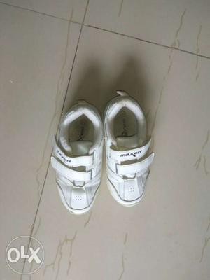 MaX ed white school shoes for age 4-6 yrs