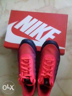 NEW Pair Of Red Nike Cleats With Box FOR MEN.(original)