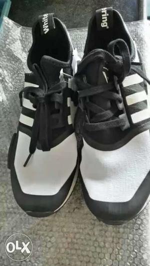 Original Adidas Sneakers (Size 8) Brand New