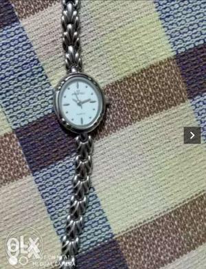 Quartz watch imported product not used new piece