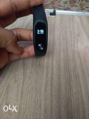 Used MI fitness band with heartbeat
