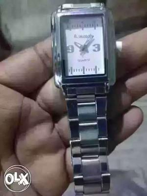 Wrist watch stylish,water resistance,silver