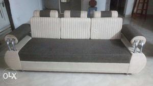1 Year old Sofa Set in good condition
