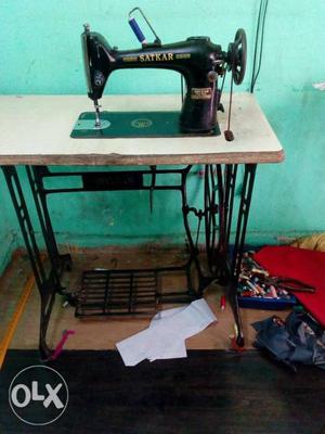 Black Satkar Sewing Machine