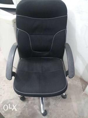 Boss chair good condition