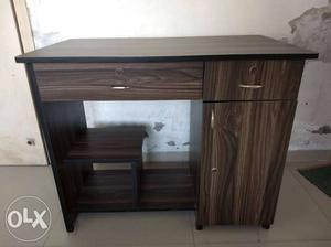 Brown Wooden 2-drawer 1-door Computer Desk