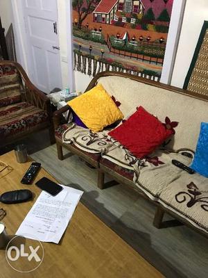 Five seated sofa in a one condition. Selling