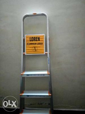 Loren 3step + 1Base Ladder