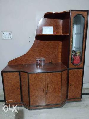TV Table with showcase, made of green ply& best