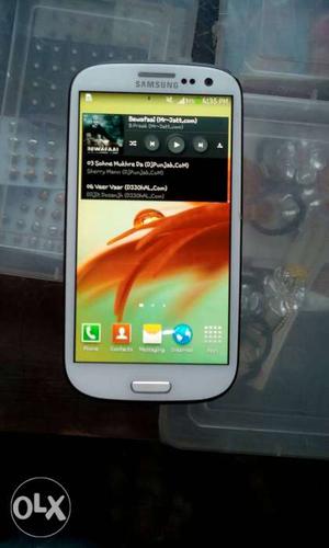 Urgent sale my samsung galaxy s3 with bill box charger