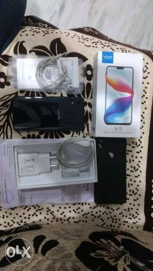 Vivo v9 in brand new condition... Only 2 months