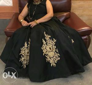 Black gown designer