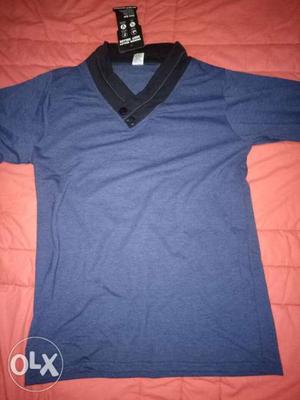 Blue And Black V-neck T-shirt Size M (thirty eight)