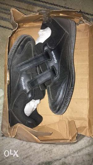 Brand new reebok school shoes not even used shoe