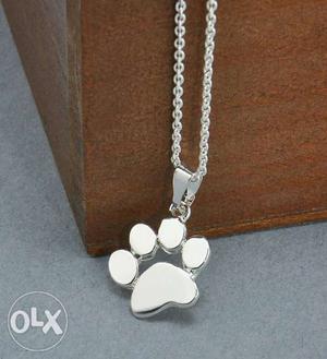 Dog/Cat paw print small pendant Silver color chain