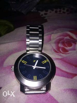 Fastrack. original watch.. just 20 days..