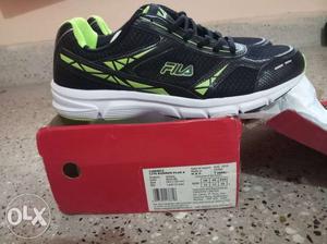 Fila Mens Running Shoes  size Brand New