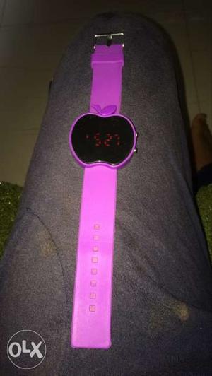 Its a very lovely watch which is just 1 and half month old