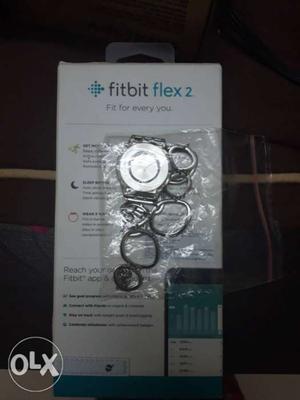 Selling my waterproof fitbit flex 2 and original