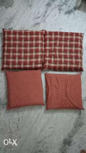 04 sofa cushions in good condition