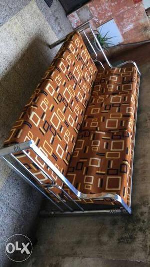 3seater sofa in very good condition