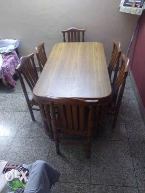 6 seater dinning table very less used excellent