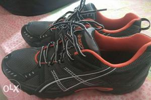 ASICS Gel Venture 3 Running and Hiking Shoes *1 WEEK OLD*
