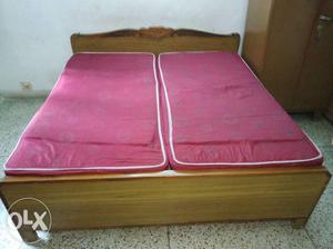 Box double bed with mattress