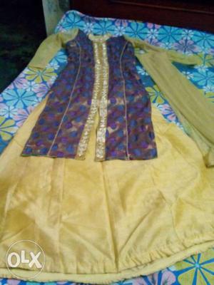 Golden patch Dress with cool look and beautifully