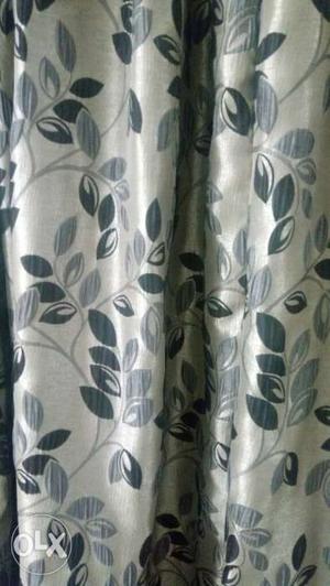 Grand Curtain with lining 8ft by 11ft 2 pieces.each pc 8ft