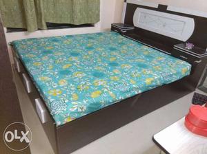 King Size bed with mattress just 2 months old