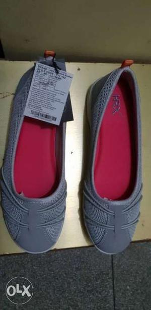 Ladies belly shoes by HRX Hritik Roshan. size is