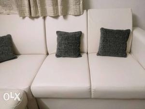 Lshape sofa.fully new condition.