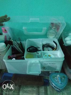 New First aid box/ makeup box
