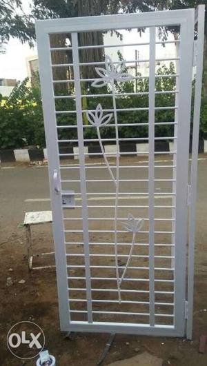 New gate ss macchar jali sentar lock with pent.