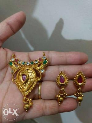 Per pic 125 mangalsutra Pendant with earrings