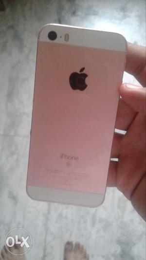 32 GB iphone Se rose gold..10 months Old all