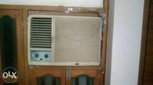 In good working condition carrier ac 1.5 ton