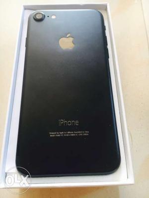 Iphone 7 mat black 128gb charger box available
